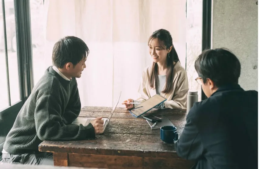 お客様との打ち合わせの様子